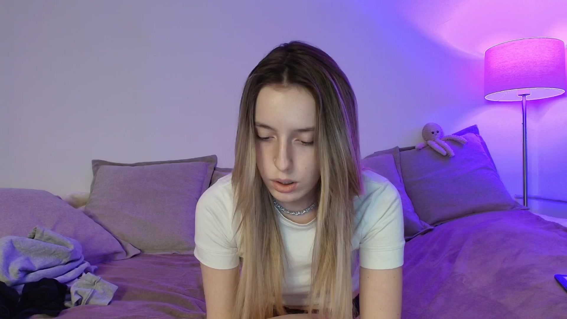 Gallery image thumbnail from Elenaxkiss's myfreecams stream on, 01/21/2026, 11:33 image 18 of 20