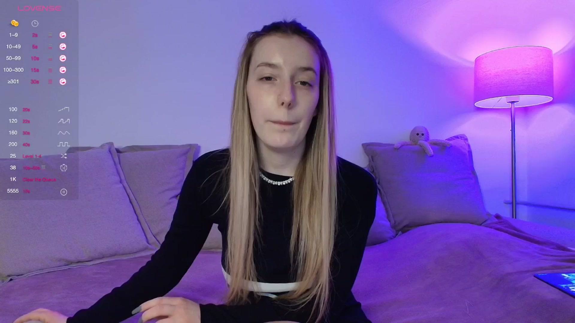 Gallery image thumbnail from Elenaxkiss's myfreecams stream on, 02/02/2026, 10:03 image 4 of 20