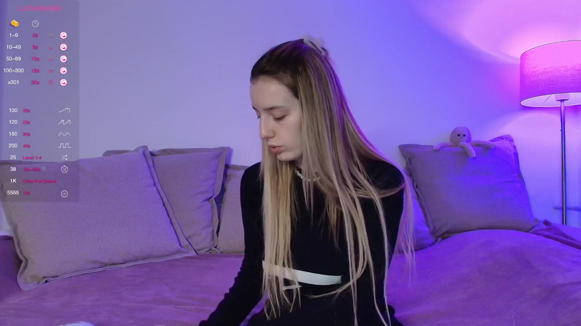 Gallery image thumbnail from Elenaxkiss's myfreecams stream on, 02/02/2026, 10:03 image 5 of 20