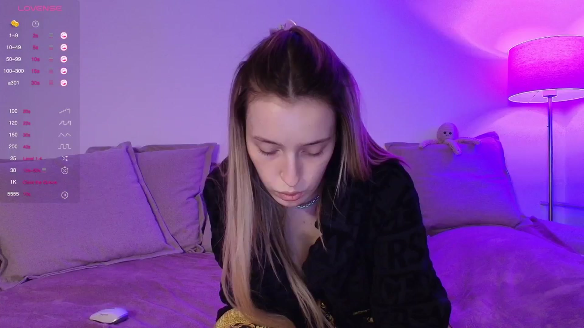 Gallery image thumbnail from Elenaxkiss's myfreecams stream on, 02/02/2026, 11:33 image 16 of 20