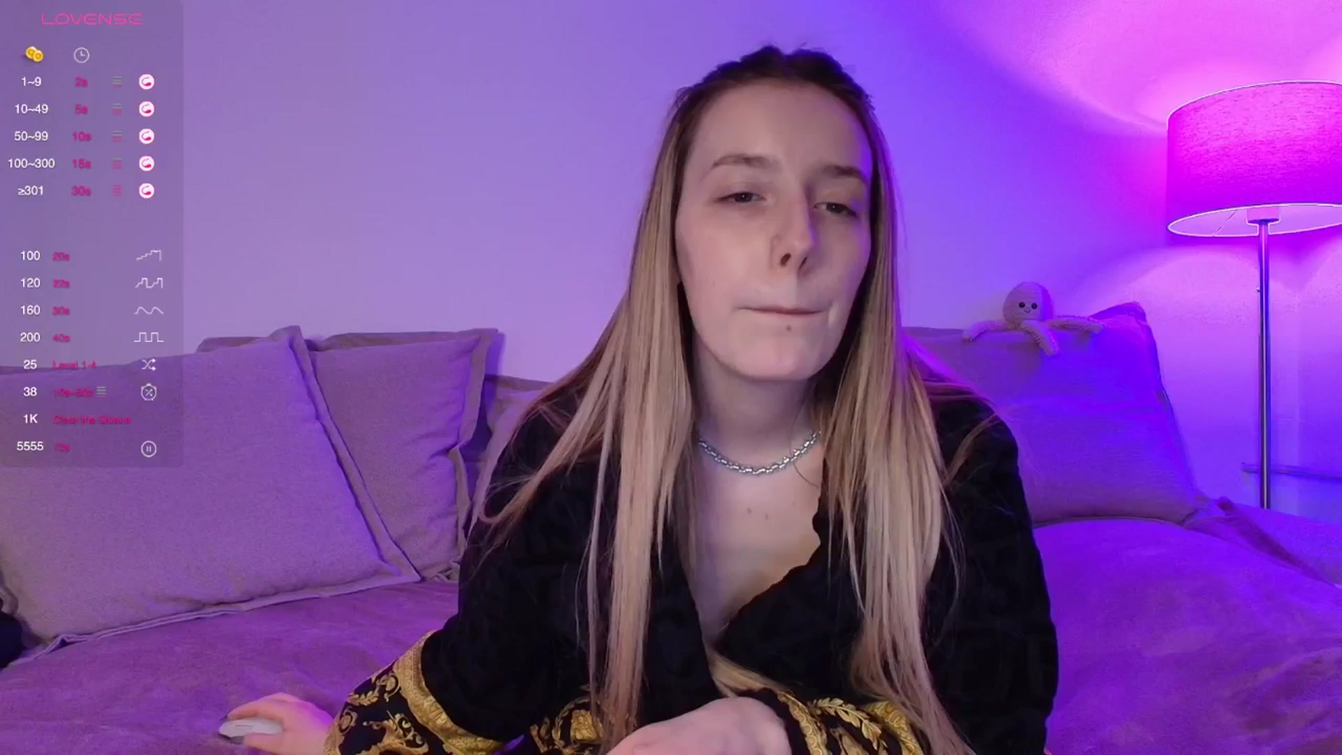 Gallery image thumbnail from Elenaxkiss's myfreecams stream on, 02/02/2026, 11:33 image 12 of 20