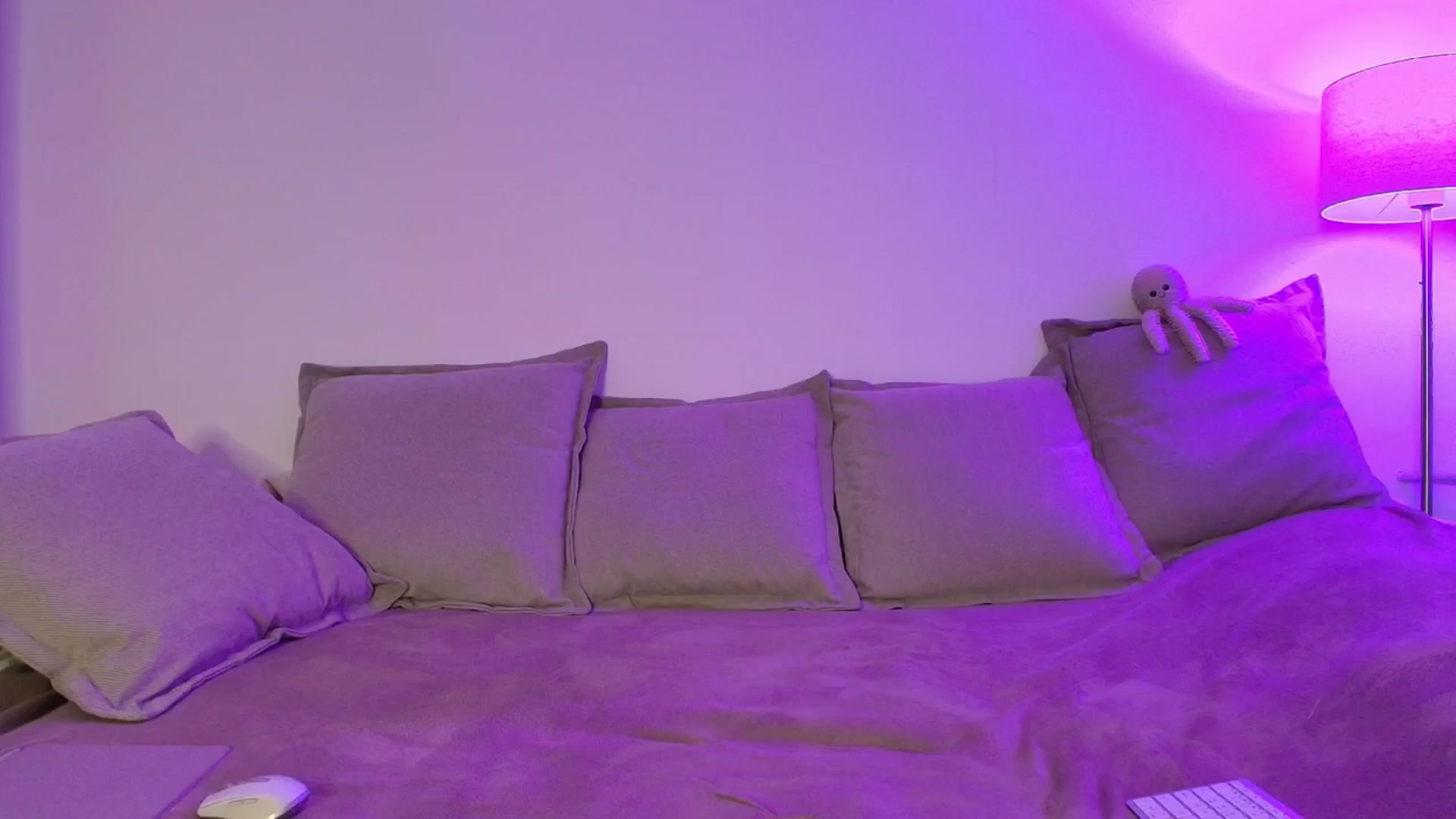 Gallery image thumbnail from Elenaxkiss's myfreecams stream on, 02/04/2026, 10:23 image 7 of 20