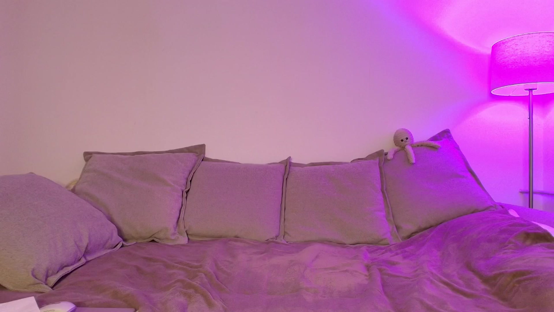 Gallery image thumbnail from Elenaxkiss's myfreecams stream on, 02/06/2026, 10:32 image 14 of 20