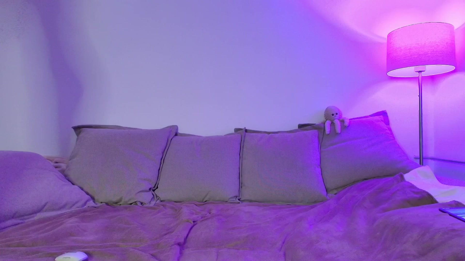 Gallery image thumbnail from Elenaxkiss's myfreecams stream on, 02/10/2026, 11:15 image 5 of 20