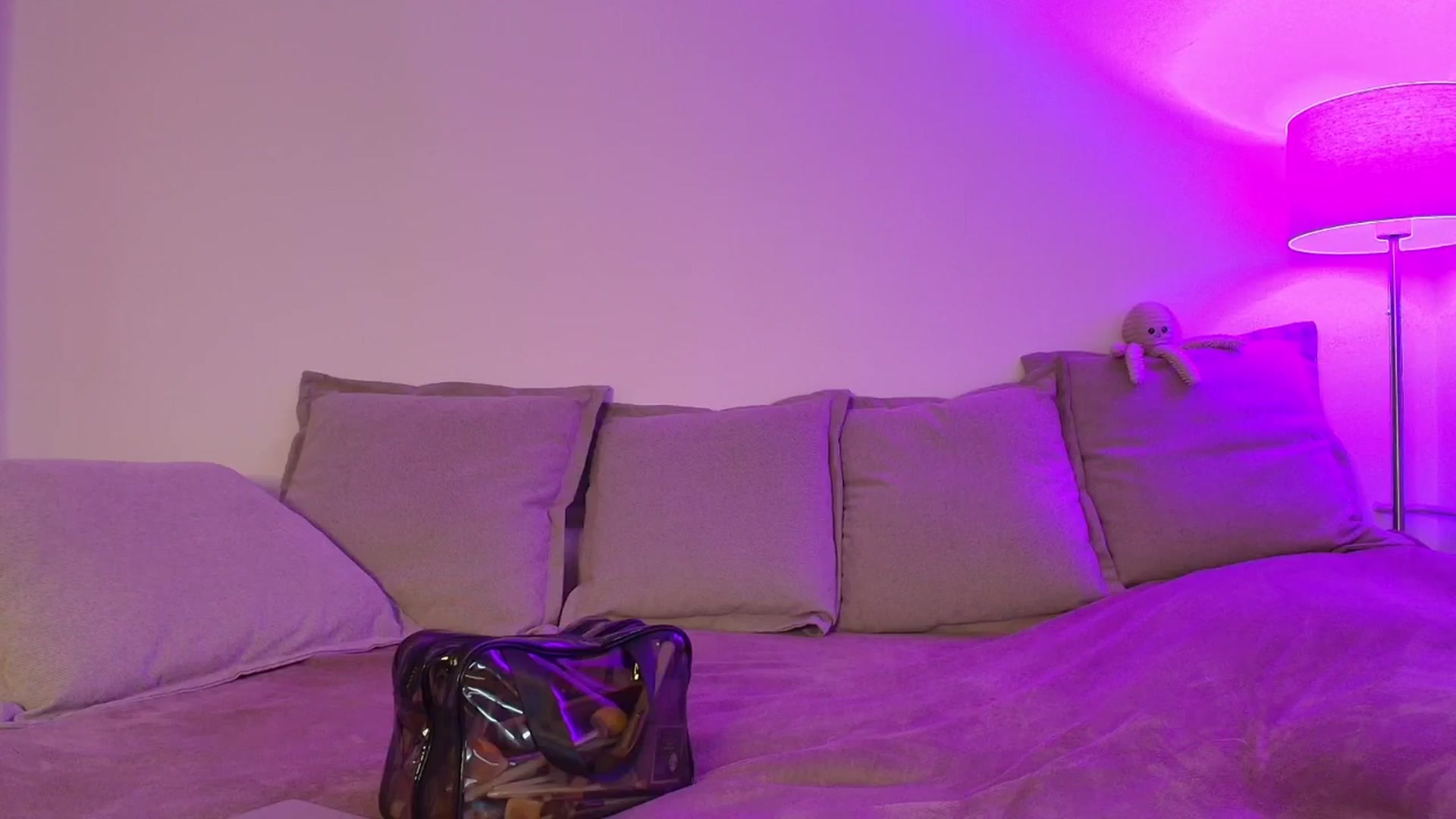 Gallery image thumbnail from Elenaxkiss's myfreecams stream on, 02/11/2026, 11:15 image 12 of 20