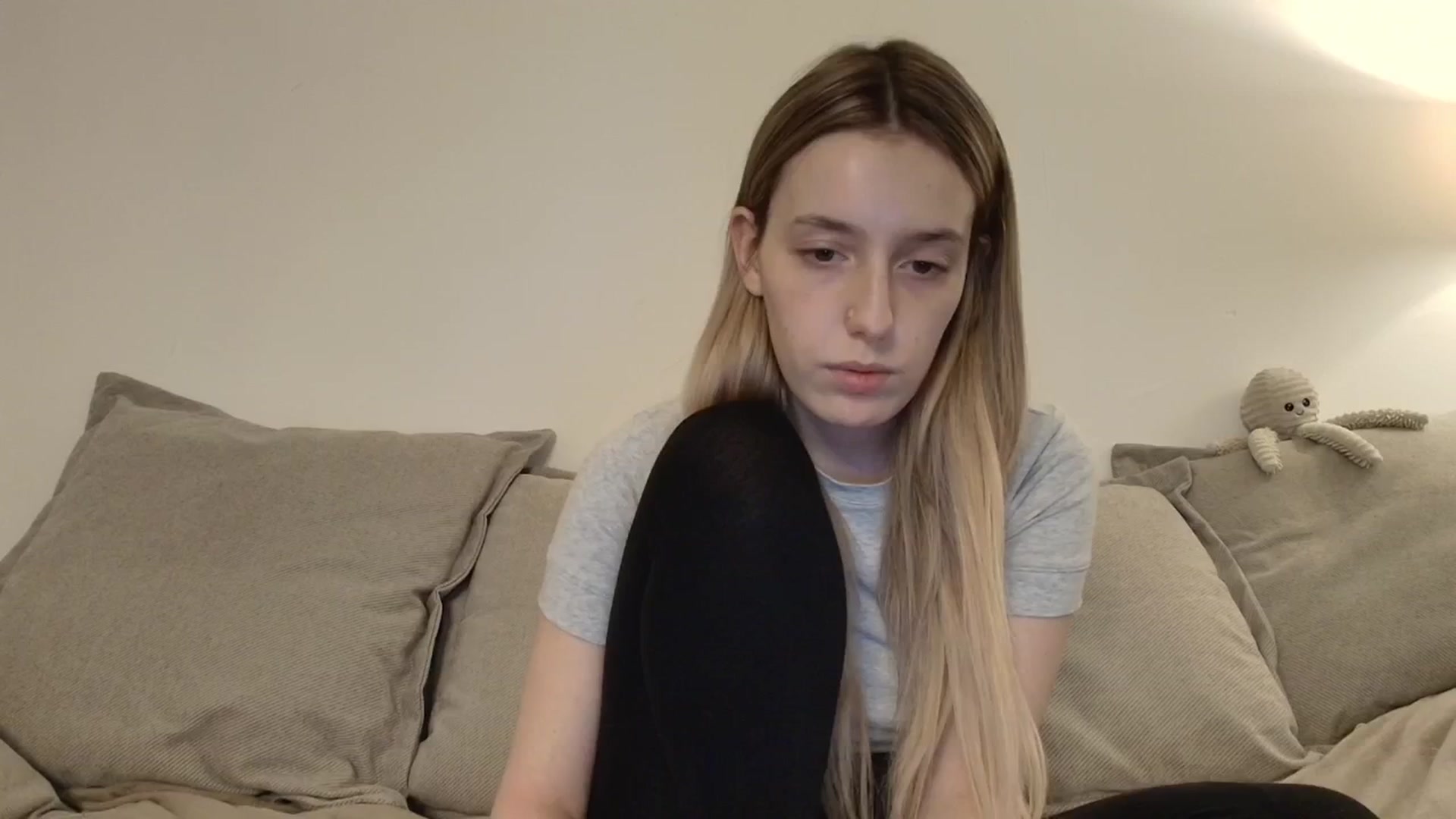 Gallery image thumbnail from Elenaxkiss's myfreecams stream on, 02/12/2026, 20:42 image 8 of 20