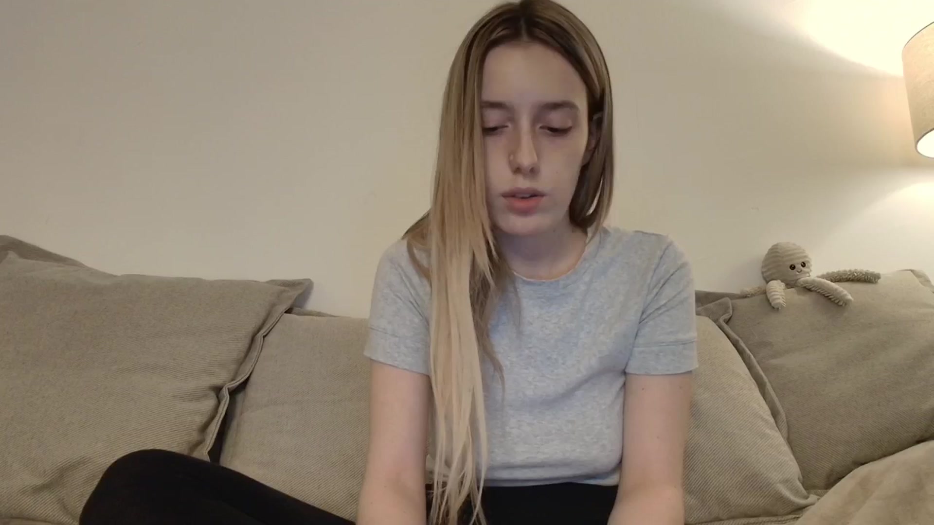 Gallery image thumbnail from Elenaxkiss's myfreecams stream on, 02/12/2026, 20:42 image 3 of 20