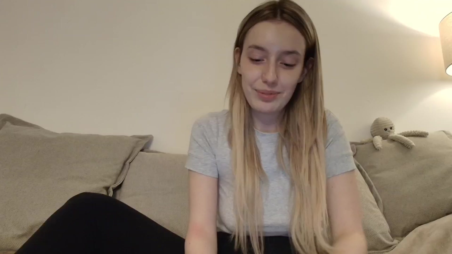 Gallery image thumbnail from Elenaxkiss's myfreecams stream on, 02/12/2026, 20:42 image 5 of 20