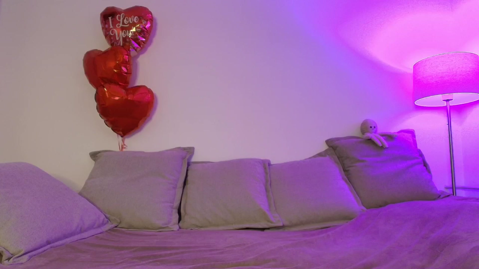Gallery image thumbnail from Elenaxkiss's myfreecams stream on, 02/23/2026, 11:02 image 2 of 20