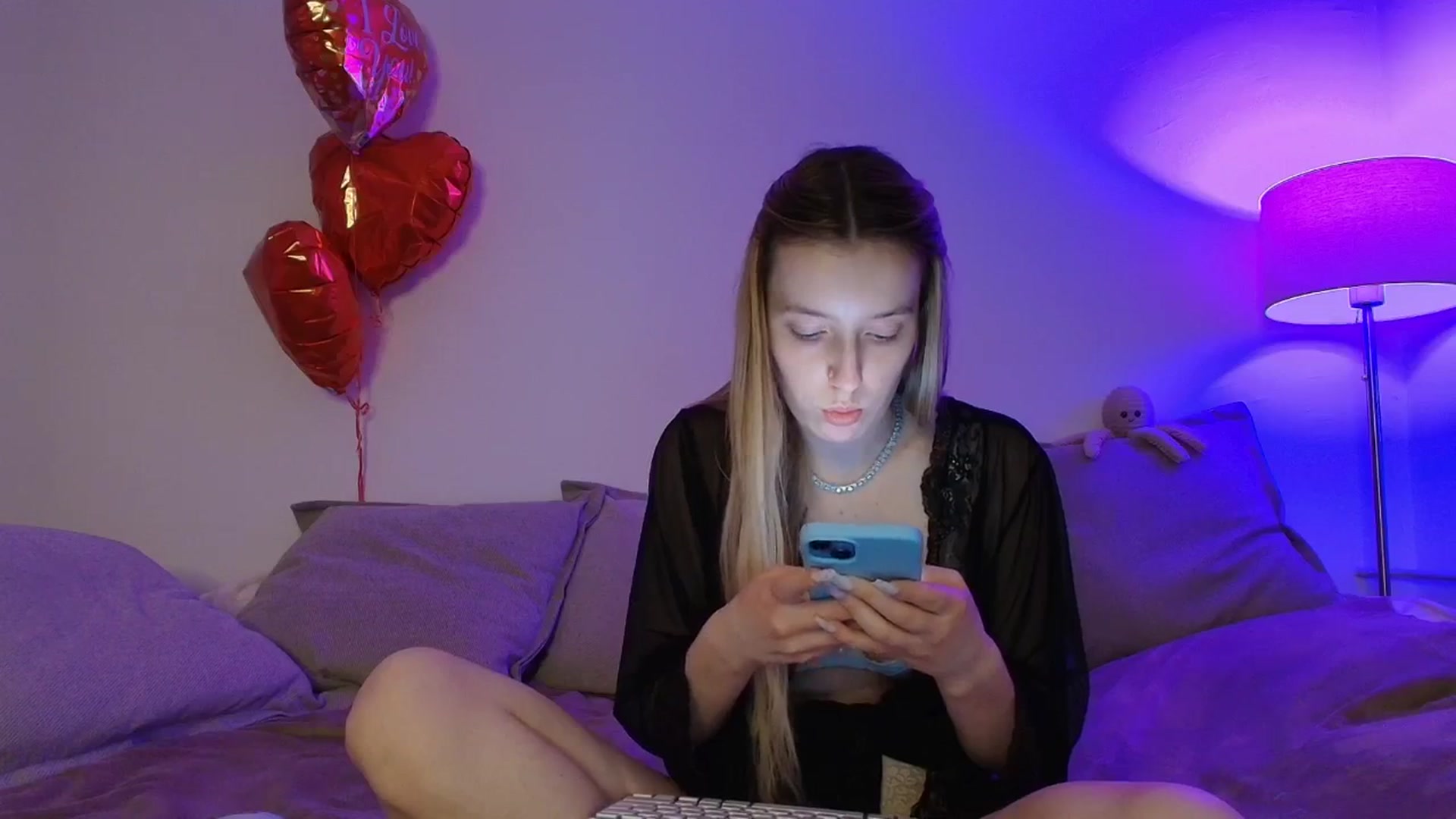 Gallery image thumbnail from Elenaxkiss's myfreecams stream on, 02/26/2026, 11:48 image 5 of 20