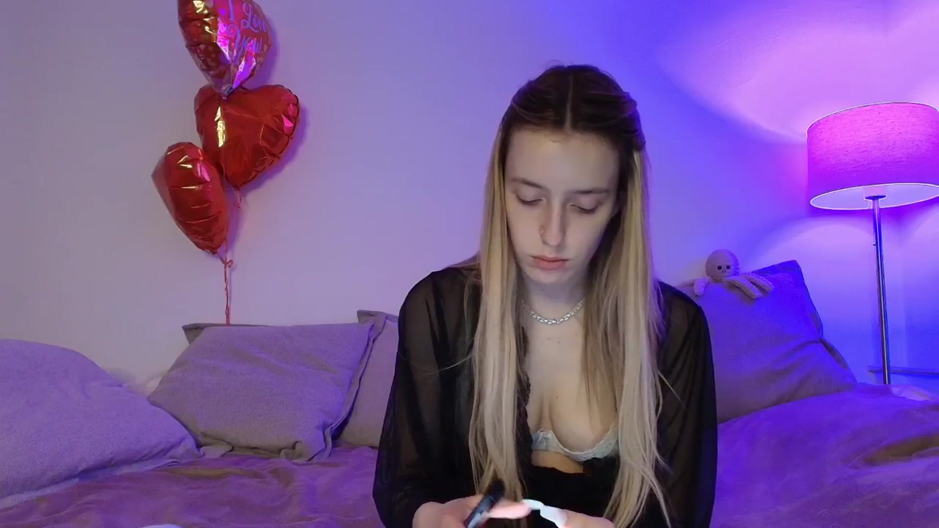 Gallery image thumbnail from Elenaxkiss's myfreecams stream on, 02/26/2026, 11:48 image 4 of 20
