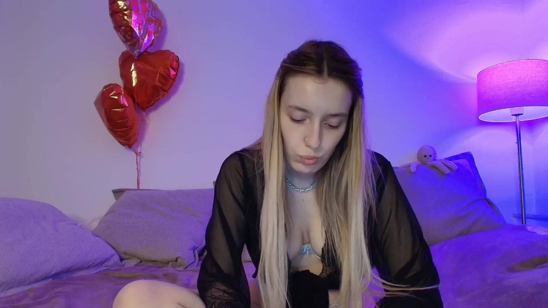 Gallery image thumbnail from Elenaxkiss's myfreecams stream on, 02/26/2026, 11:48 image 7 of 20