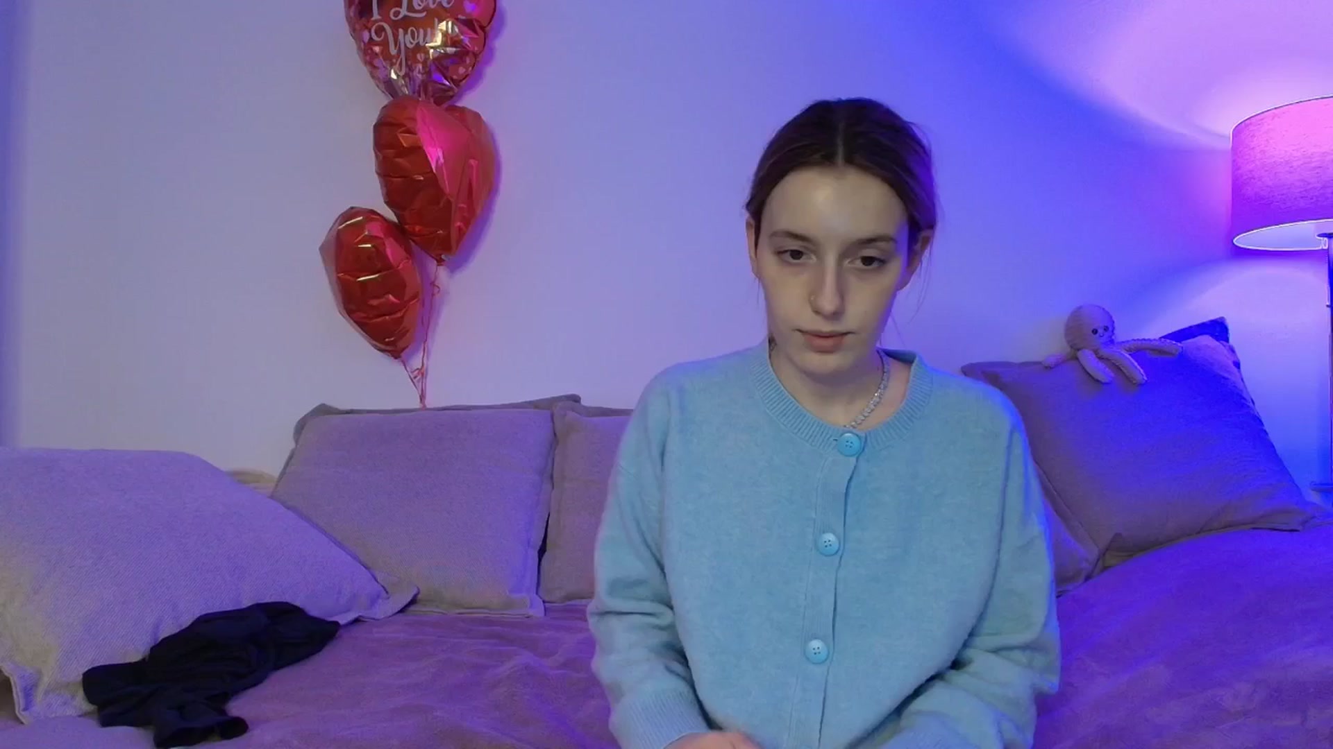 Gallery image thumbnail from Elenaxkiss's myfreecams stream on, 02/27/2026, 10:49 image 3 of 20