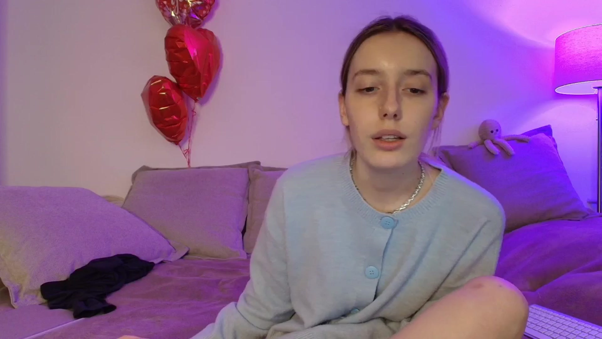 Gallery image thumbnail from Elenaxkiss's myfreecams stream on, 02/27/2026, 10:49 image 20 of 20