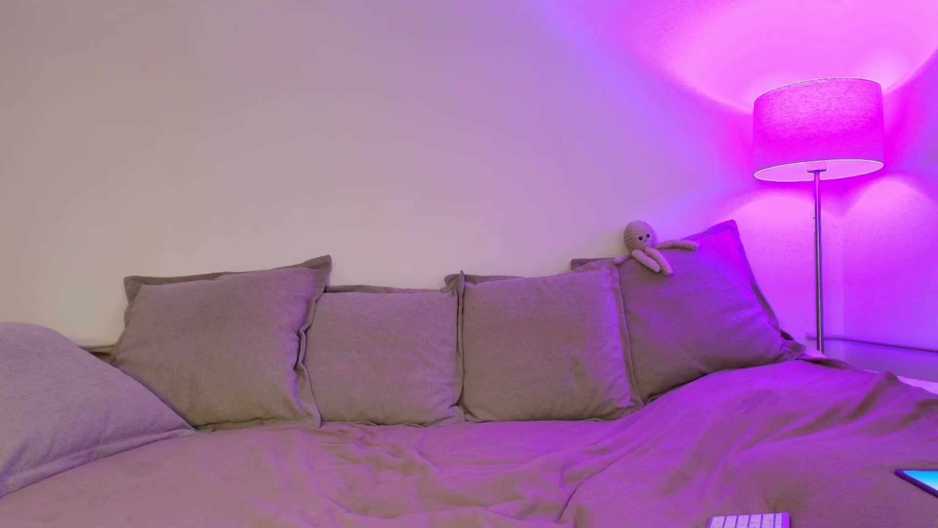 Gallery image thumbnail from Elenaxkiss's myfreecams stream on, 03/10/2026, 11:20 image 19 of 20