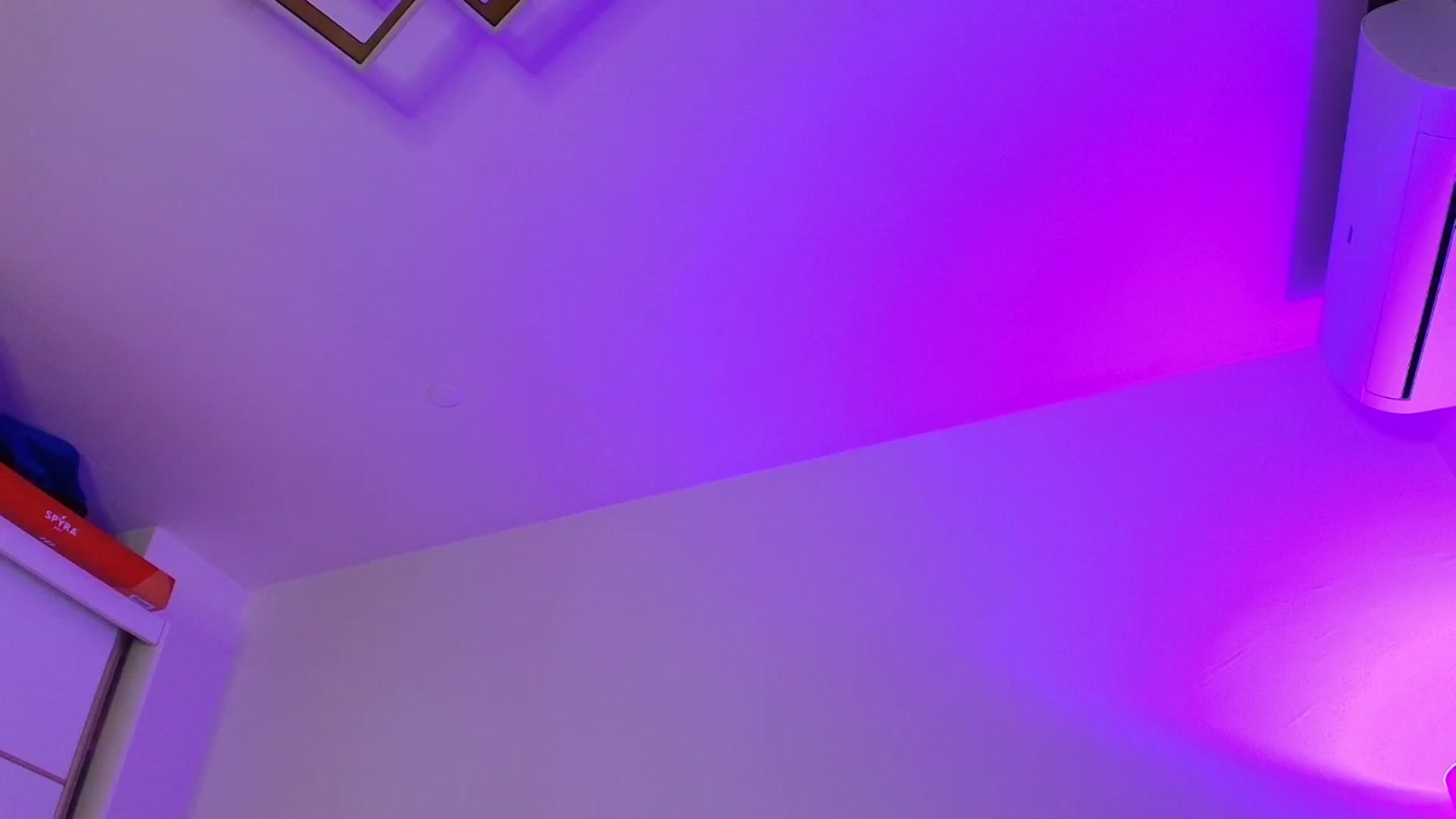 Gallery image thumbnail from Elenaxkiss's myfreecams stream on, 03/30/2026, 11:14 image 2 of 20
