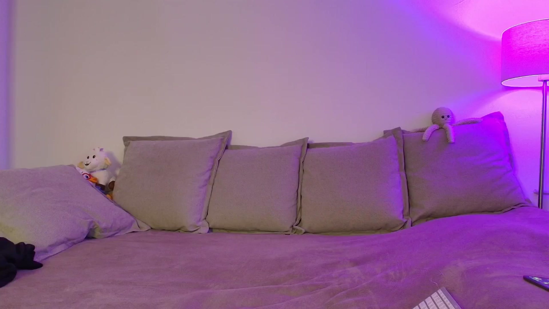 Gallery image thumbnail from Elenaxkiss's myfreecams stream on, 03/31/2026, 09:11 image 3 of 20