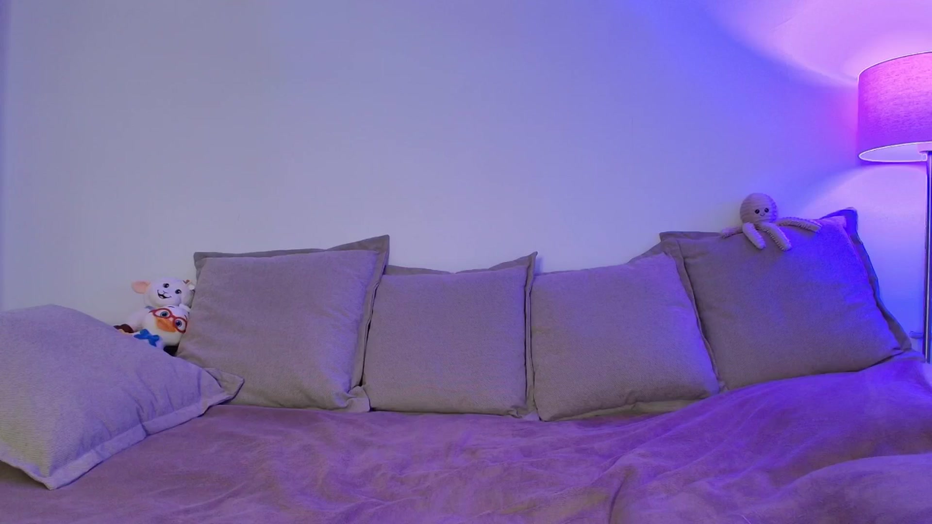 Gallery image thumbnail from Elenaxkiss's myfreecams stream on, 04/03/2026, 08:35 image 20 of 20