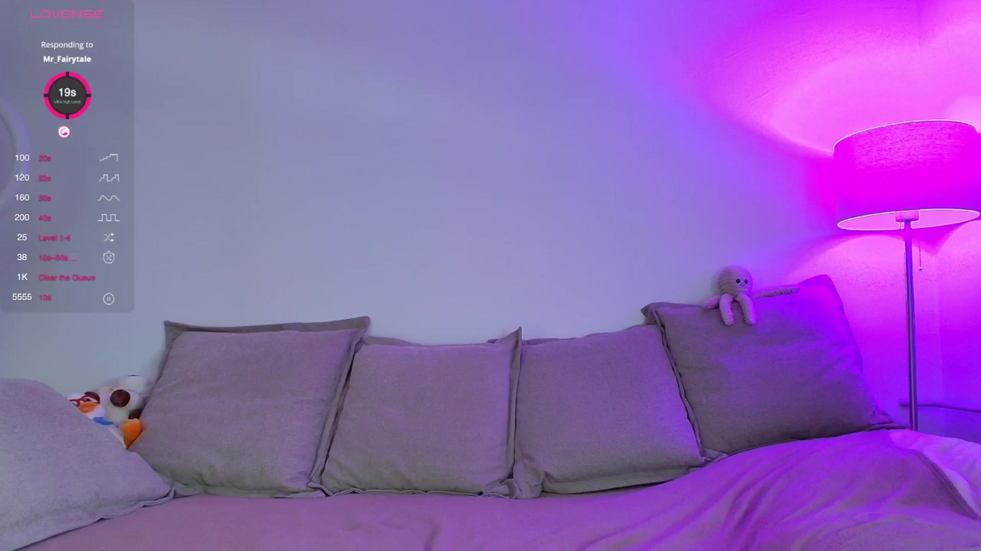 Gallery image thumbnail from Elenaxkiss's myfreecams stream on, 04/15/2026, 12:38 image 10 of 20