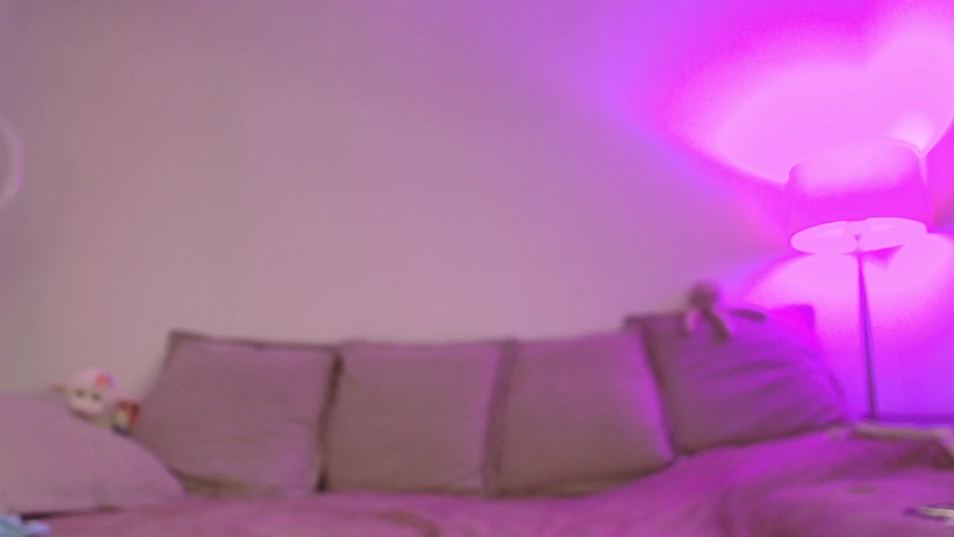 Gallery image thumbnail from Elenaxkiss's myfreecams stream on, 04/17/2026, 11:52 image 12 of 20
