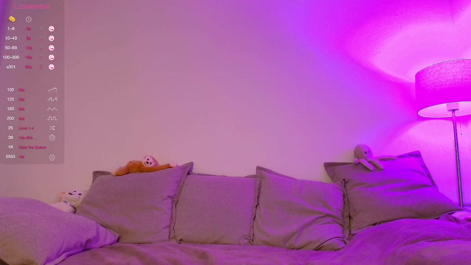 Gallery image thumbnail from Elenaxkiss's myfreecams stream on, 04/18/2026, 21:35 image 19 of 20