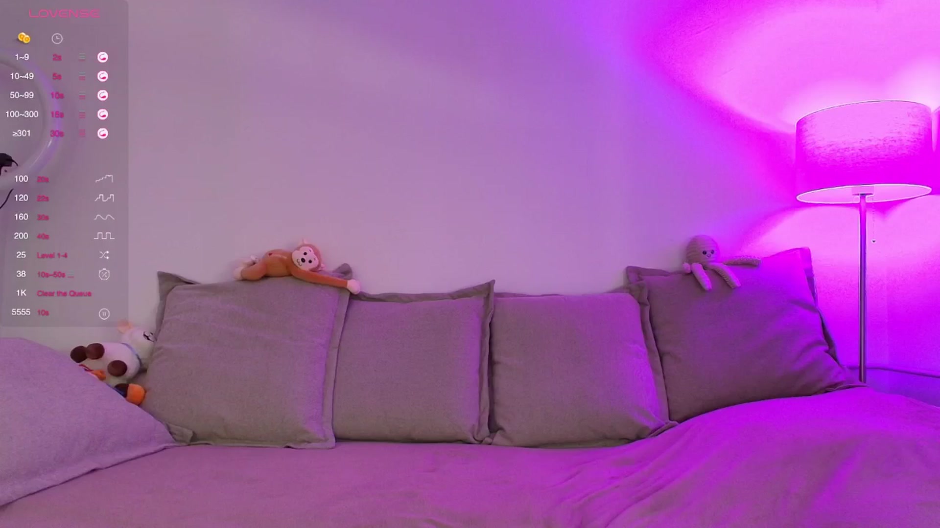 Gallery image thumbnail from Elenaxkiss's myfreecams stream on, 04/23/2026, 11:20 image 4 of 20