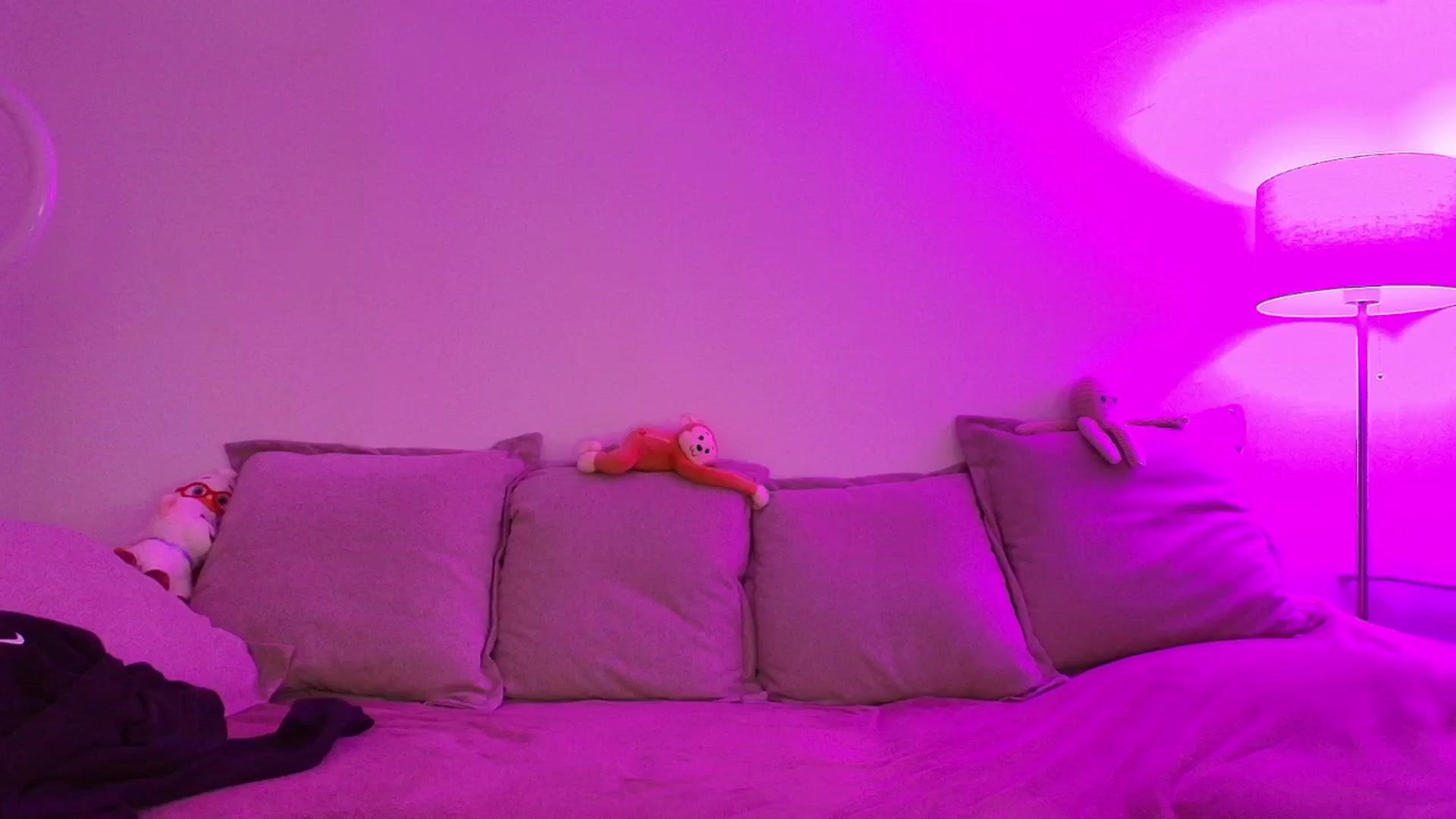 Gallery image thumbnail from Elenaxkiss's myfreecams stream on, 04/29/2026, 12:16 image 9 of 20