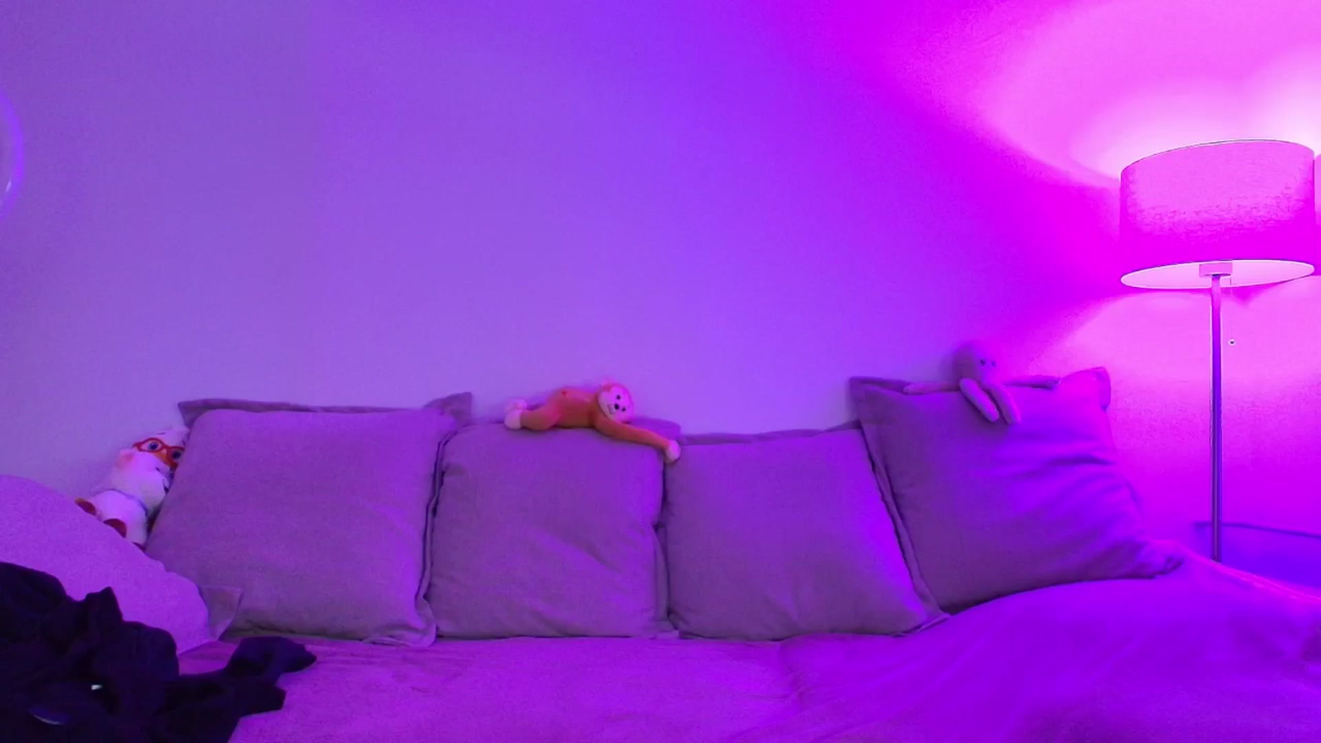Gallery image thumbnail from Elenaxkiss's myfreecams stream on, 04/29/2026, 12:16 image 1 of 20