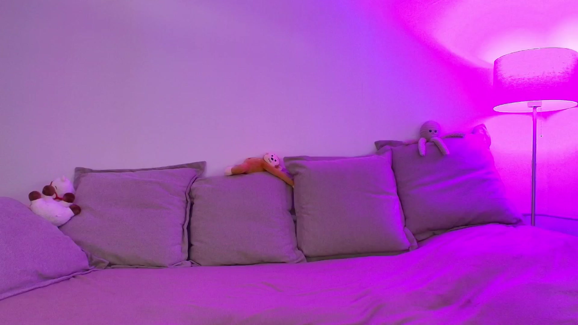 Gallery image thumbnail from Elenaxkiss's myfreecams stream on, 05/02/2026, 09:33 image 7 of 20