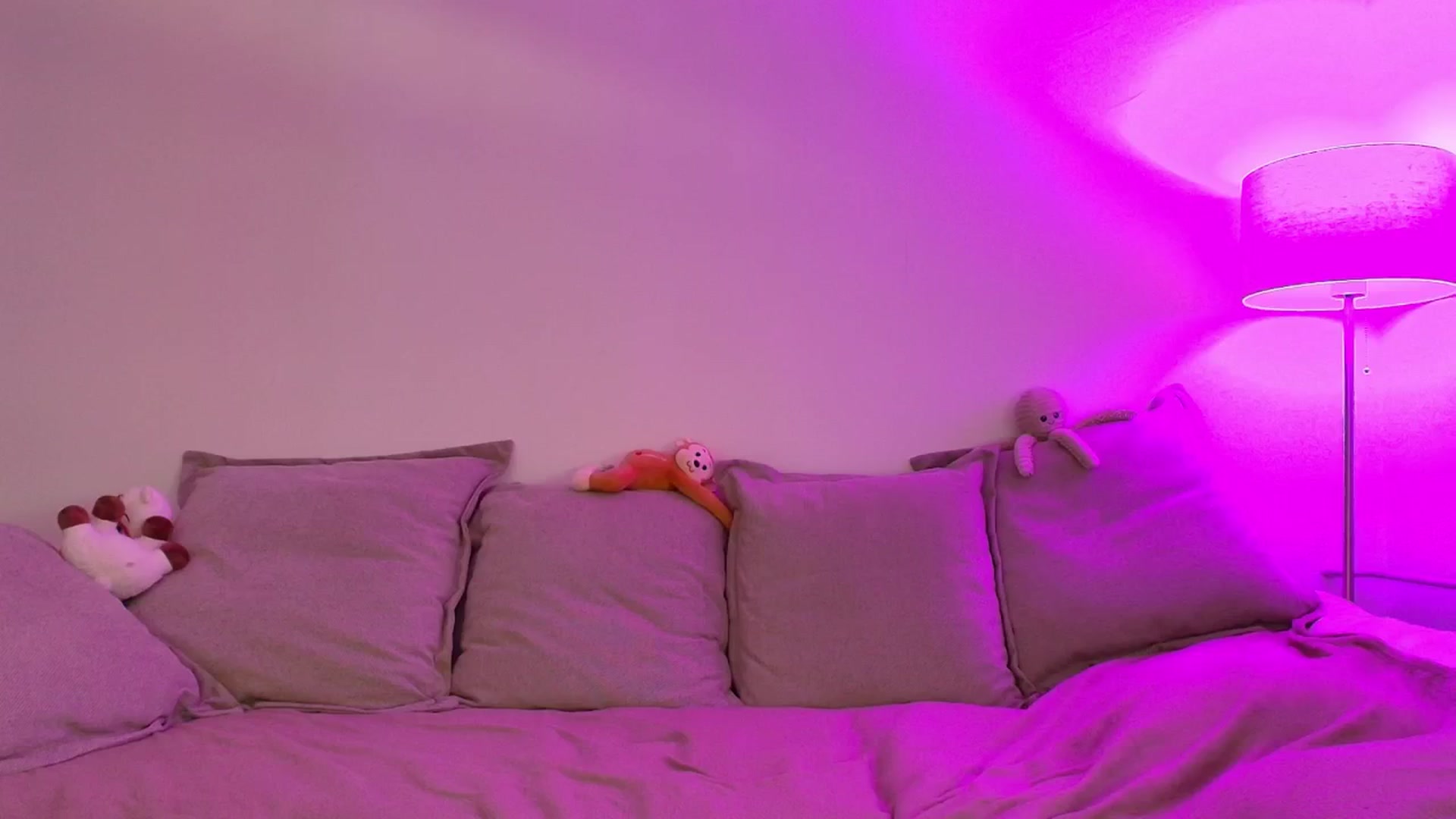 Gallery image thumbnail from Elenaxkiss's myfreecams stream on, 05/02/2026, 12:17 image 19 of 20