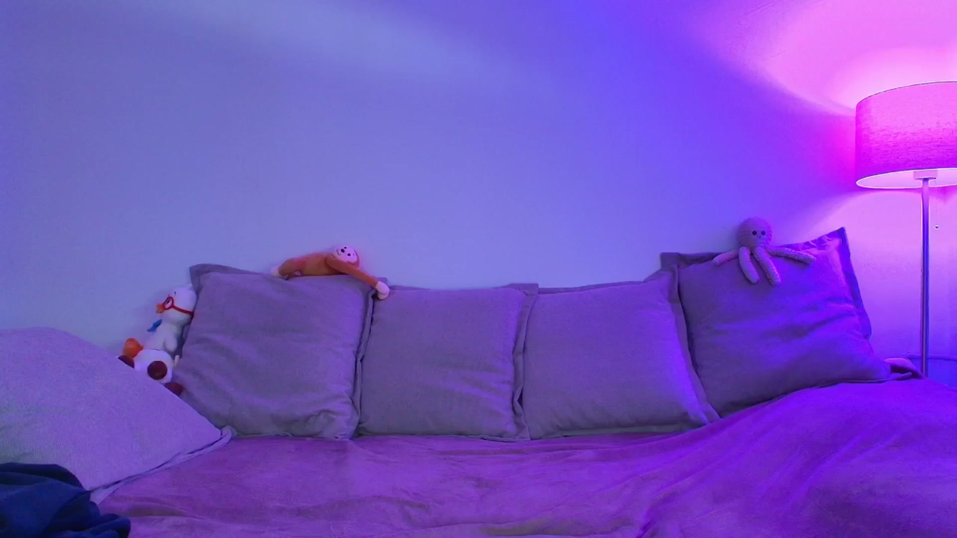 Gallery image thumbnail from Elenaxkiss's myfreecams stream on, 05/03/2026, 14:26 image 9 of 20