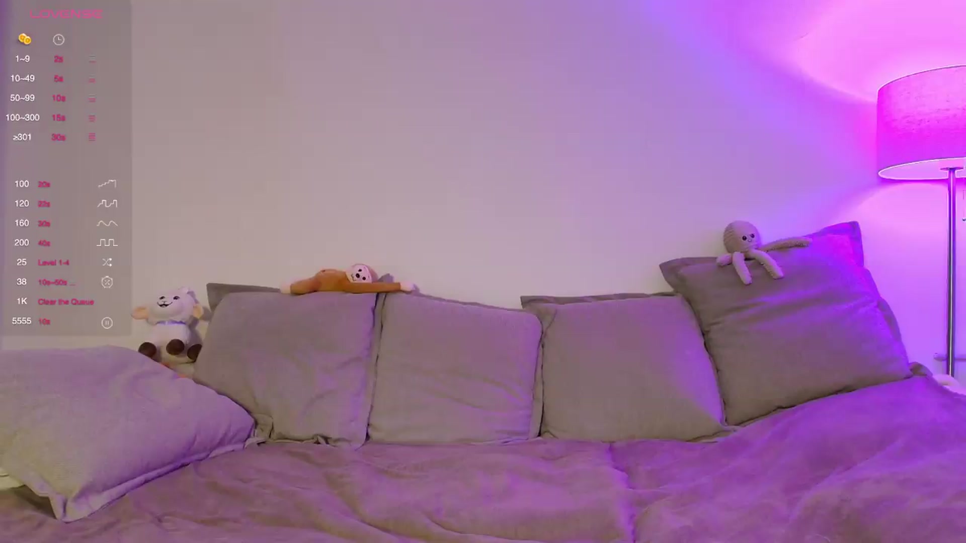 Gallery image thumbnail from Elenaxkiss's myfreecams stream on, 05/14/2026, 20:37 image 19 of 20