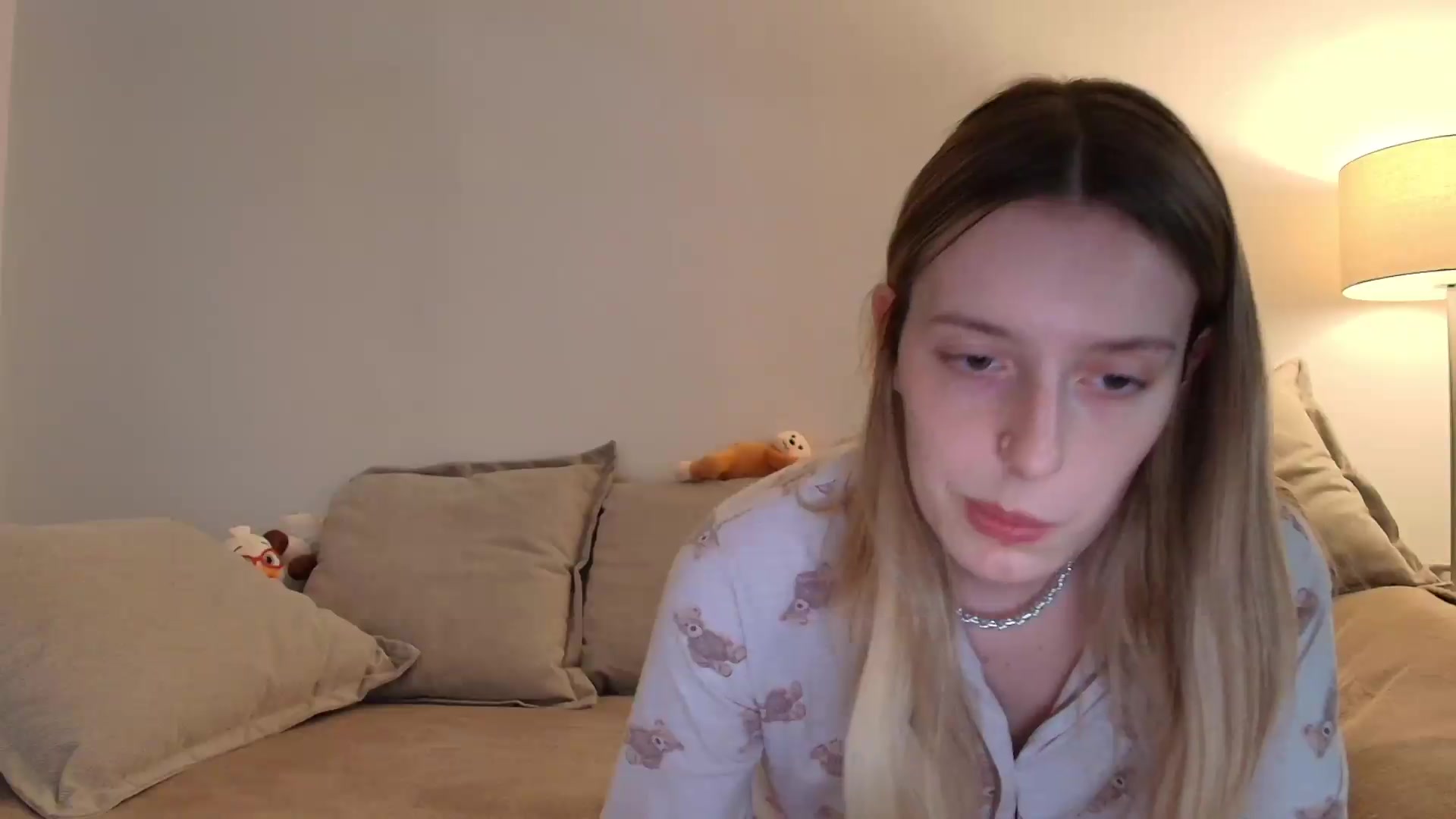 Gallery image thumbnail from Elenaxkiss's myfreecams stream on, 05/15/2026, 11:25 image 4 of 20