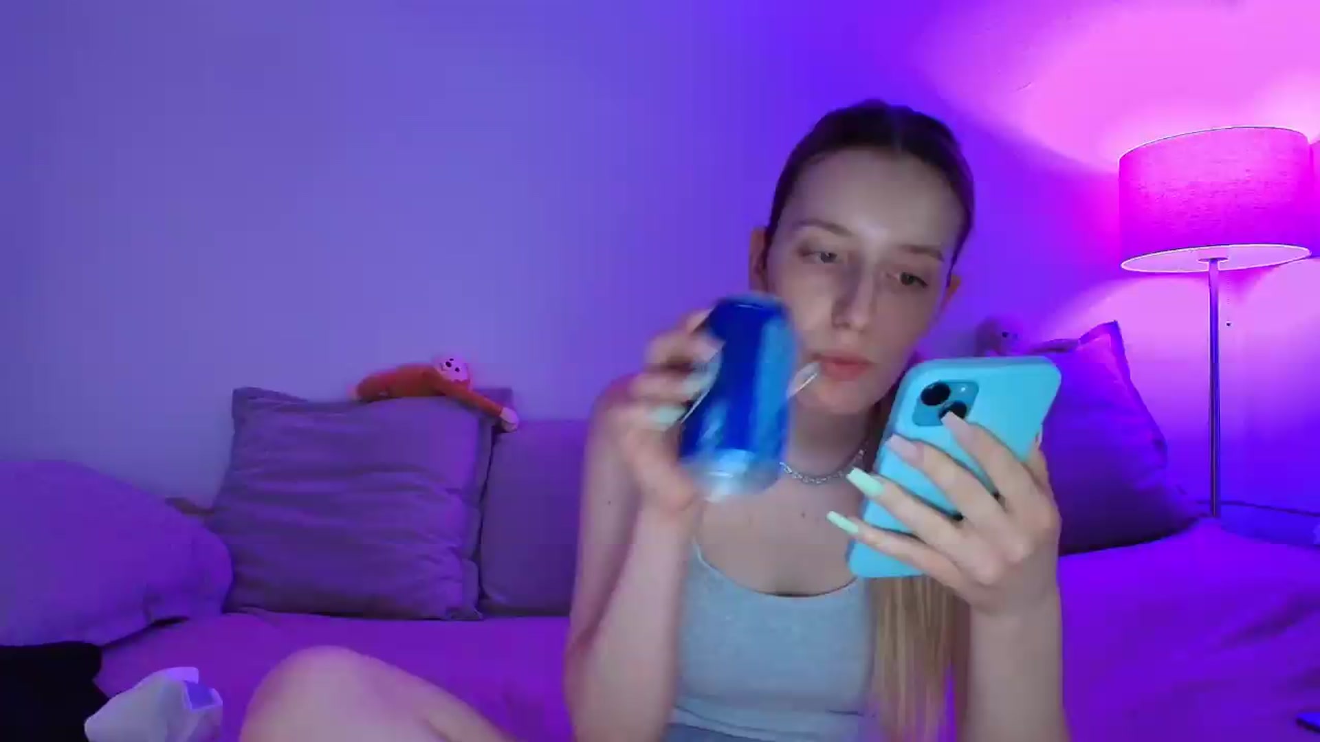 Gallery image thumbnail from Elenaxkiss's myfreecams stream on, 05/21/2026, 10:02 image 20 of 20