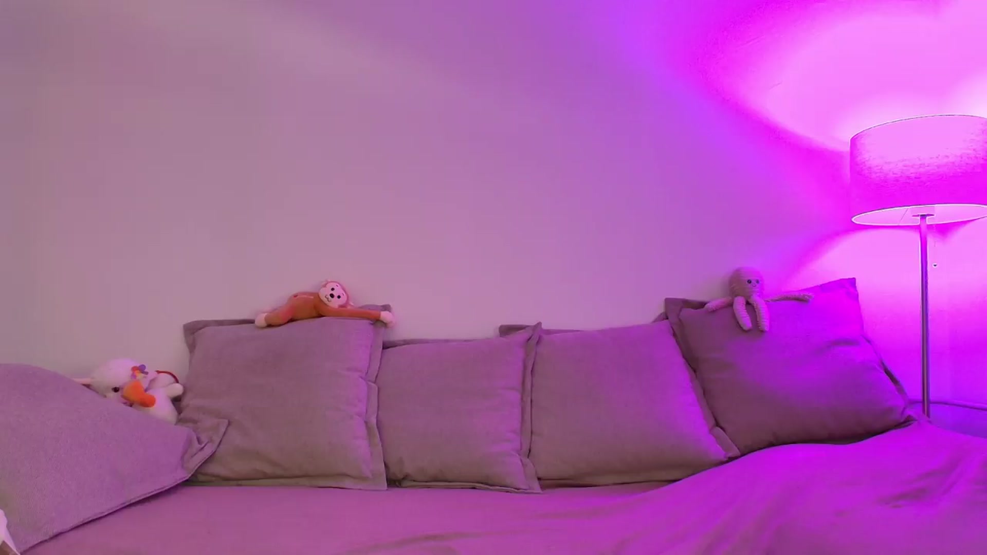 Gallery image thumbnail from Elenaxkiss's myfreecams stream on, 05/22/2026, 09:42 image 20 of 20