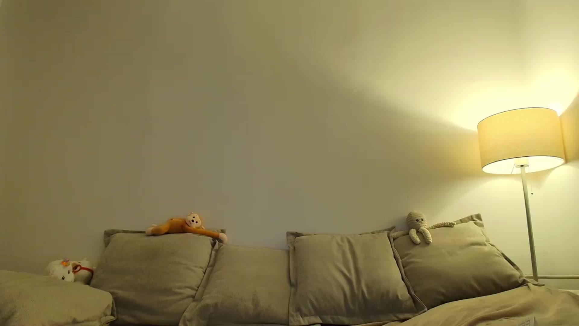 Gallery image thumbnail from Elenaxkiss's myfreecams stream on, 05/22/2026, 21:30 image 12 of 20