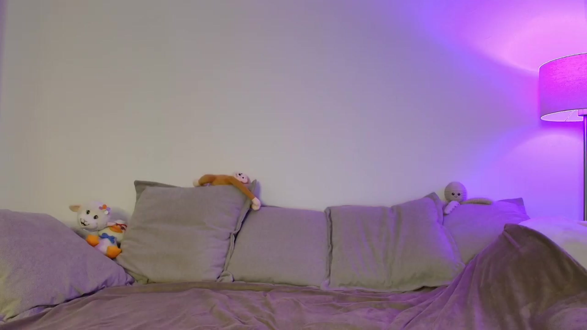 Gallery image thumbnail from Elenaxkiss's myfreecams stream on, 06/22/2026, 16:51 image 11 of 20