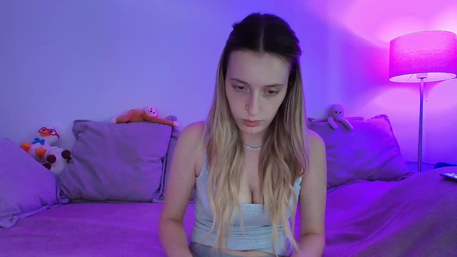 Gallery image thumbnail from Elenaxkiss's myfreecams stream on, 06/26/2026, 09:39 image 3 of 20