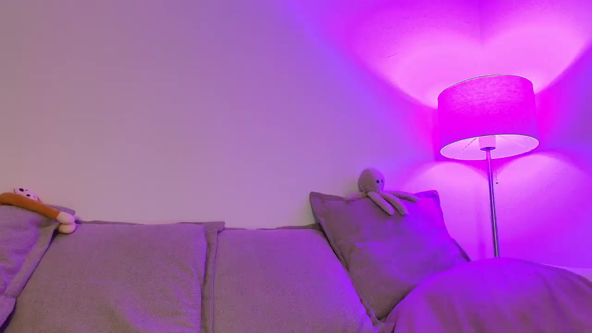 Gallery image thumbnail from Elenaxkiss's myfreecams stream on, 07/02/2026, 21:06 image 8 of 20