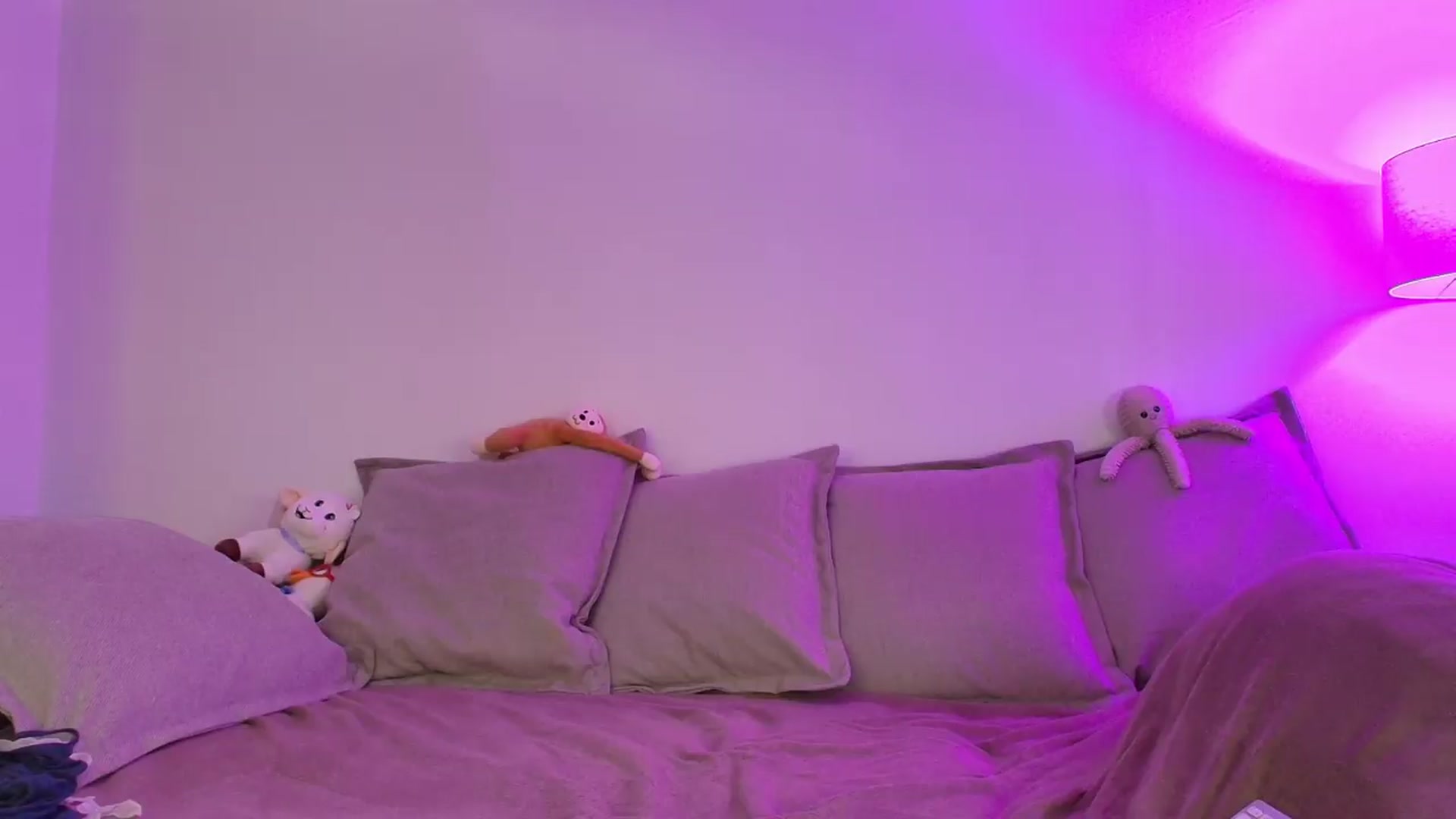 Gallery image thumbnail from Elenaxkiss's myfreecams stream on, 07/09/2026, 08:52 image 20 of 20