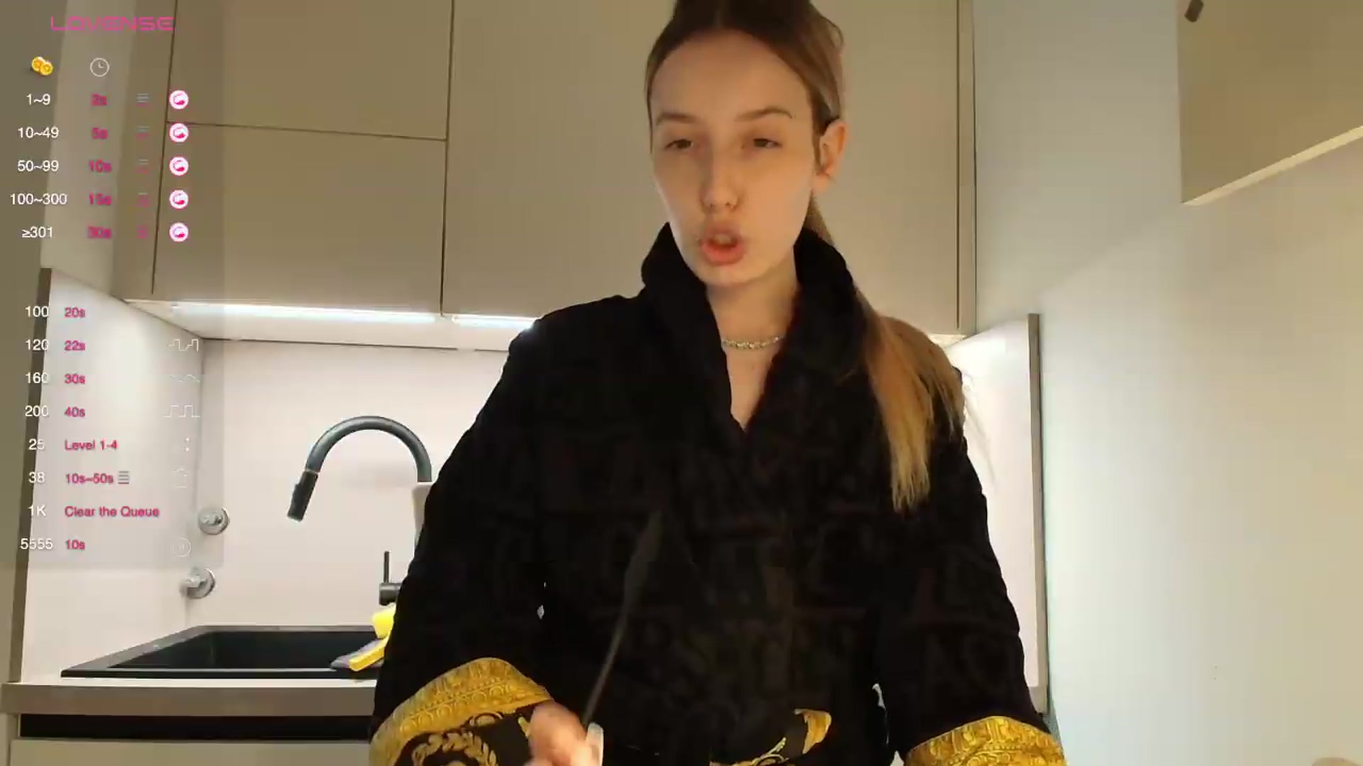 Gallery image thumbnail from Elenaxkiss's myfreecams stream on, 07/10/2026, 10:35 image 14 of 20
