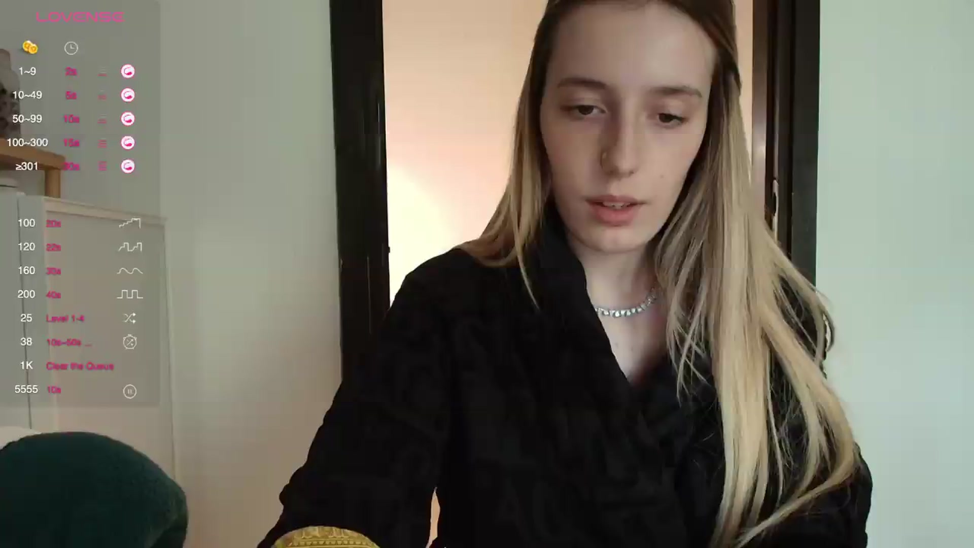 Gallery image thumbnail from Elenaxkiss's myfreecams stream on, 07/10/2026, 11:18 image 18 of 20