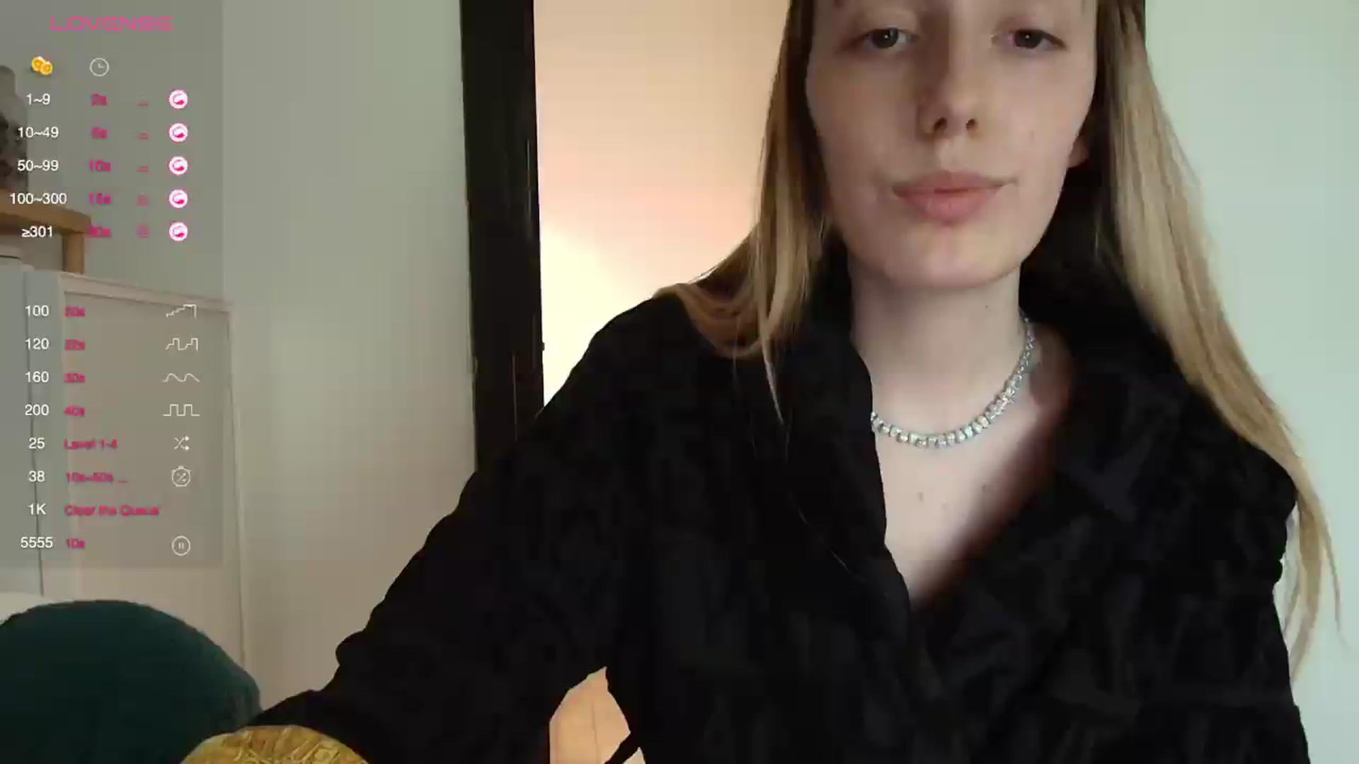 Gallery image thumbnail from Elenaxkiss's myfreecams stream on, 07/10/2026, 11:18 image 20 of 20
