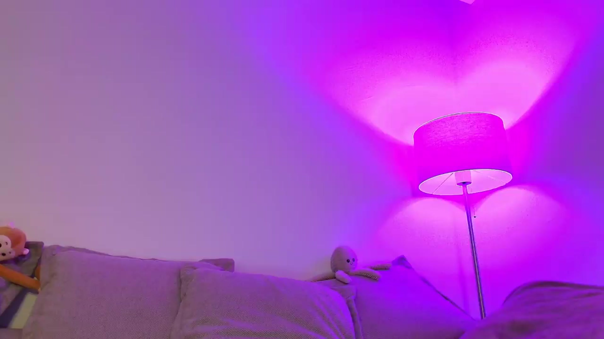 Gallery image thumbnail from Elenaxkiss's myfreecams stream on, 07/14/2026, 18:36 image 6 of 20