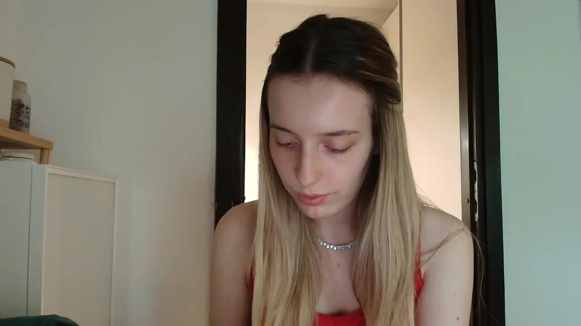 Gallery image thumbnail from Elenaxkiss's myfreecams stream on, 07/20/2026, 07:41 image 15 of 20