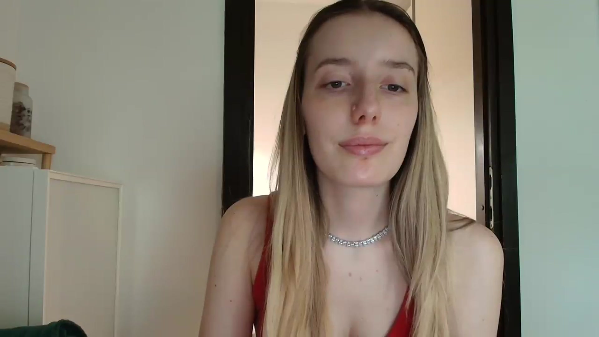 Gallery image thumbnail from Elenaxkiss's myfreecams stream on, 07/20/2026, 07:41 image 11 of 20