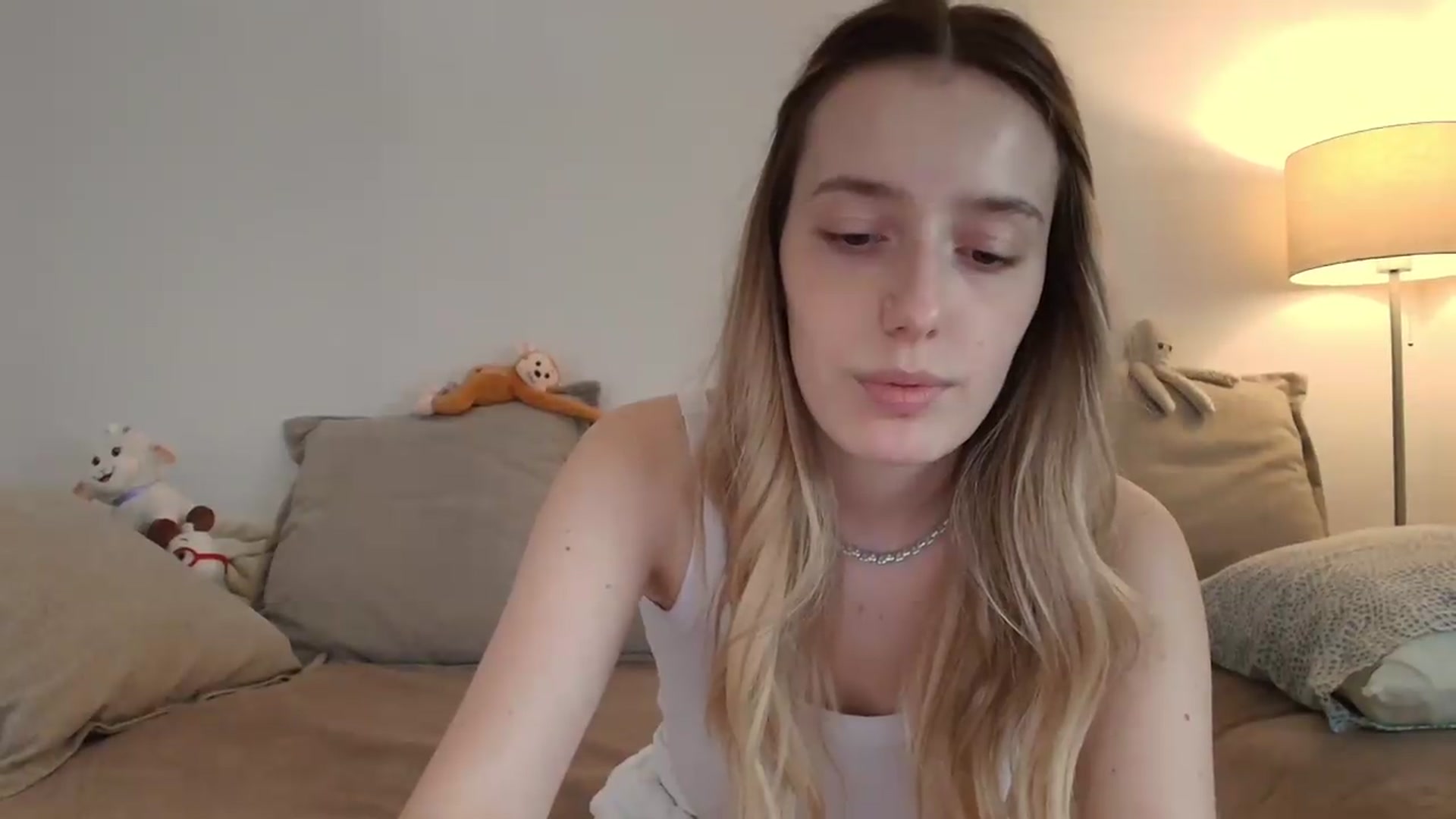 Gallery image thumbnail from Elenaxkiss's myfreecams stream on, 07/30/2026, 10:49 image 13 of 20