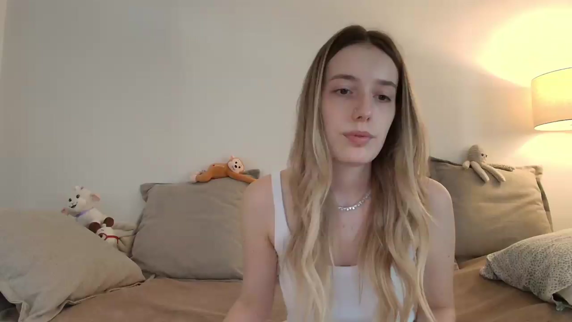 Gallery image thumbnail from Elenaxkiss's myfreecams stream on, 07/30/2026, 10:49 image 1 of 20