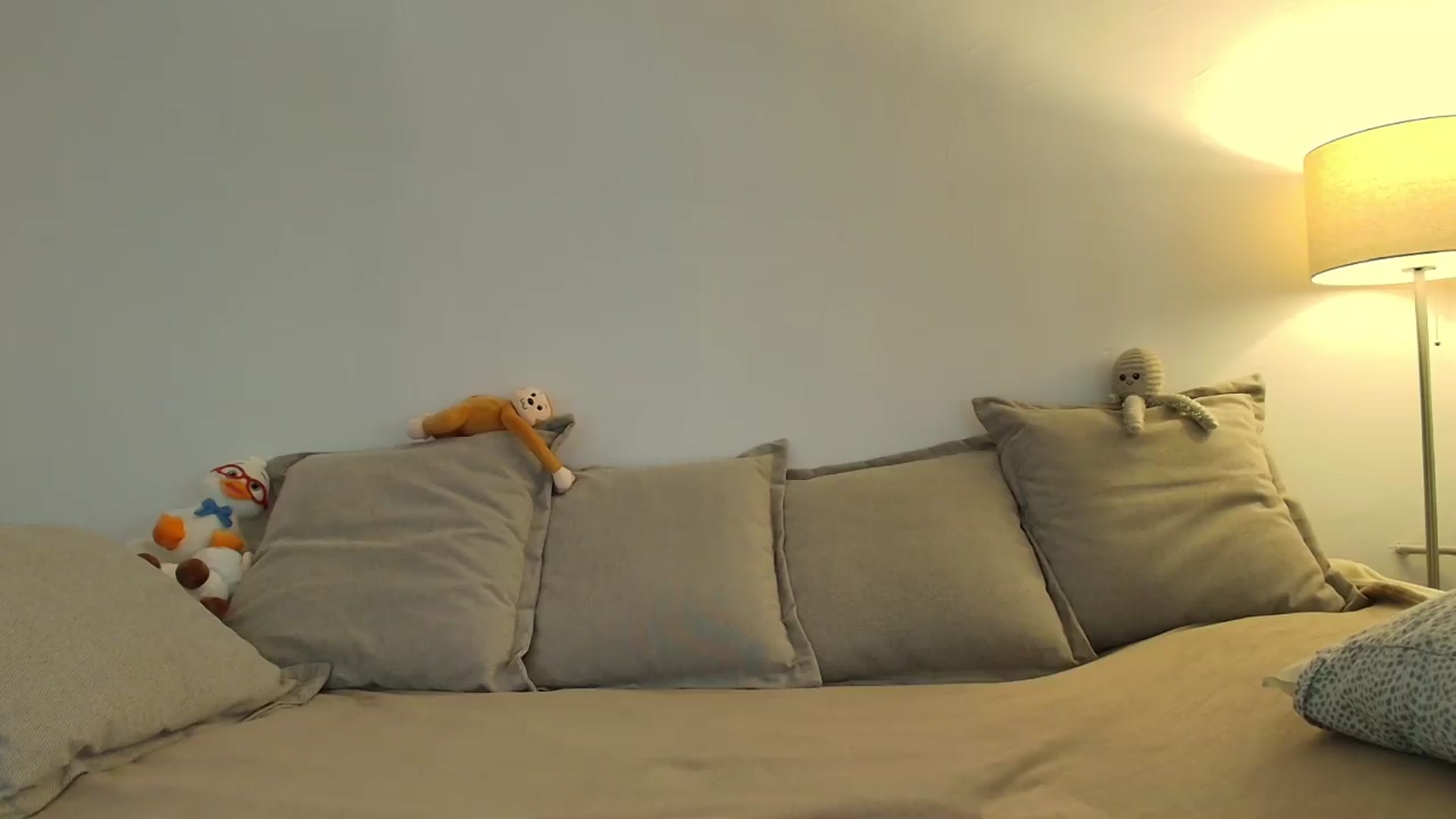 Gallery image thumbnail from Elenaxkiss's myfreecams stream on, 07/31/2026, 10:33 image 14 of 20