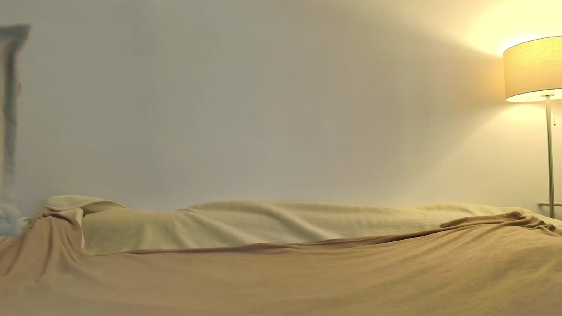 Gallery image thumbnail from Elenaxkiss's myfreecams stream on, 07/31/2026, 10:33 image 13 of 20